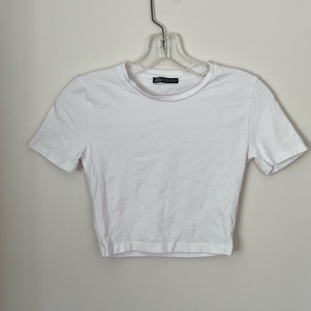 Zara Women's Classic White Short Sleeve Tee
